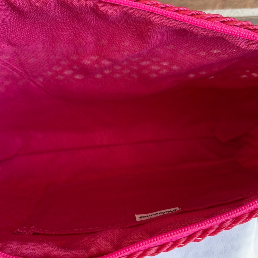 Pink Colored Bambo Purse. Rope Strap - Picture 4 of 5